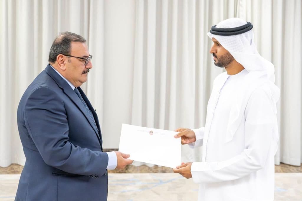 الإمارات تستدعي القائم بالأعمال في سفارة العراق وتسلّمه مذكرة احتجاج إزاء الاعتداءات الإرهابية المنطلقة من أراضي بلاده