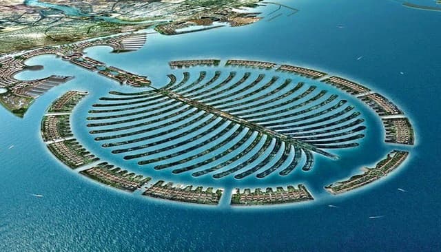 خدمات إماراتية في جوهر "السيستم": ثقة في الصحة والأمن والحكومة الرقمية