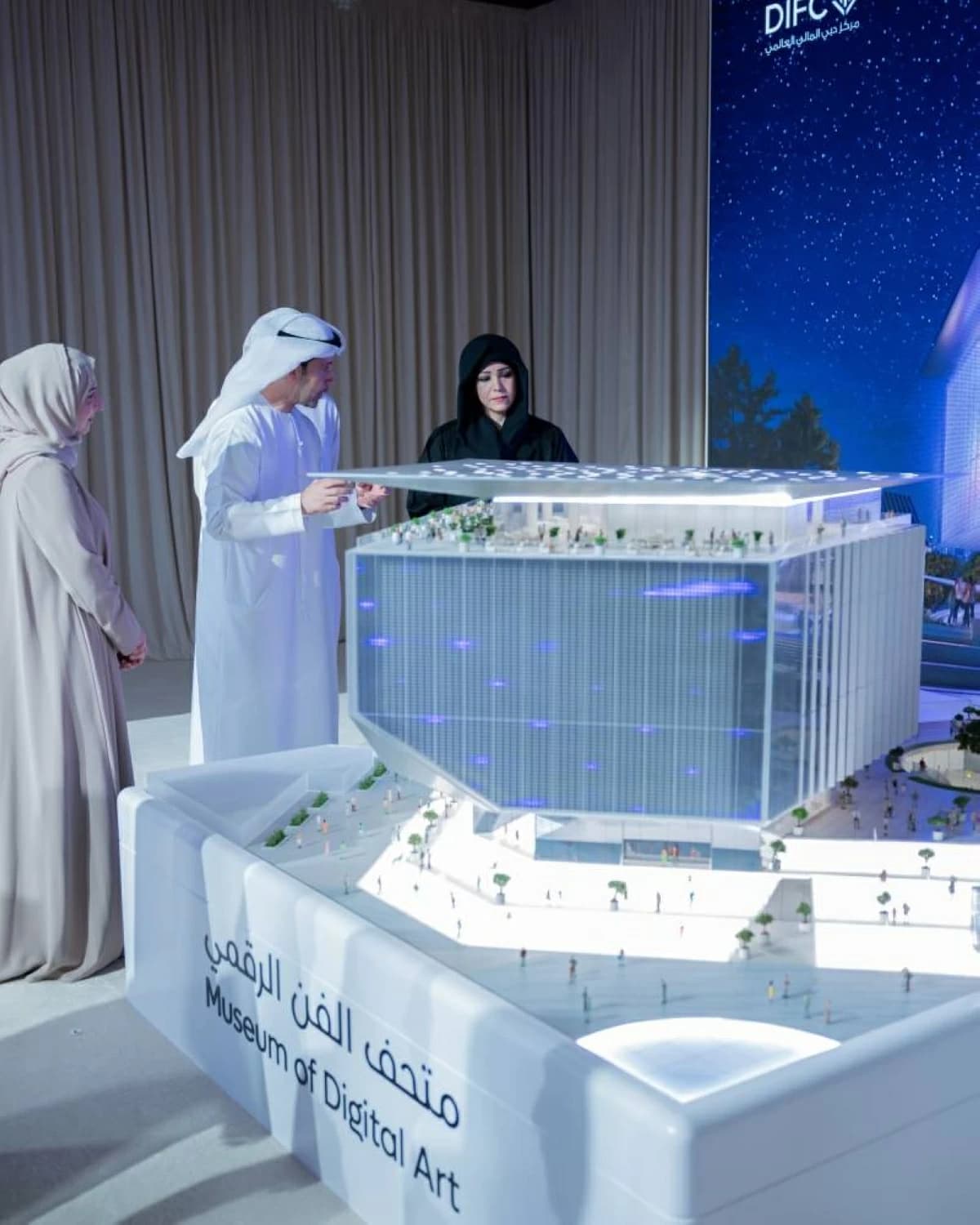 متحف الفن الرقمي في دبي يدمج الفن مع التكنولوجيا في تجربة مغايرة